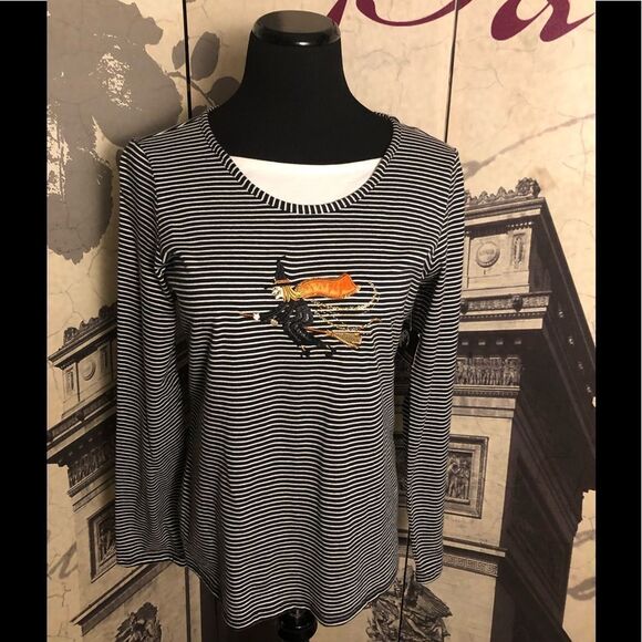 Nice Halloween shirt in size small - Picture 1 of 2